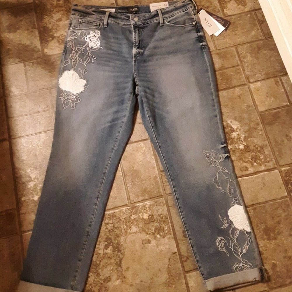 NWT $188 NYDJ Embroidered Fiore Jessica boyfriend stretch denim jeans 14